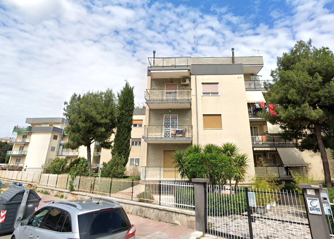 Appartamento di 5 vani /141 mq a Bari - San Pasquale alta