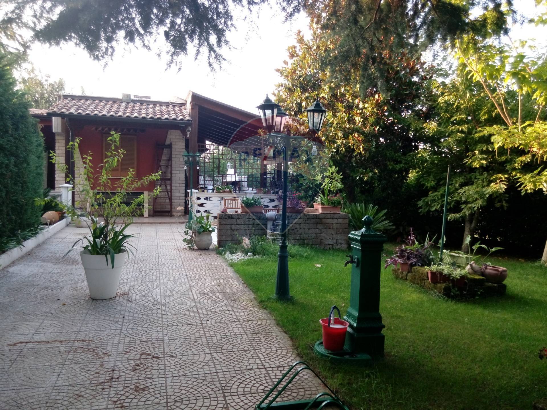 Villa (zona residenziale) di 3 vani /110 mq a Cassano delle Murge