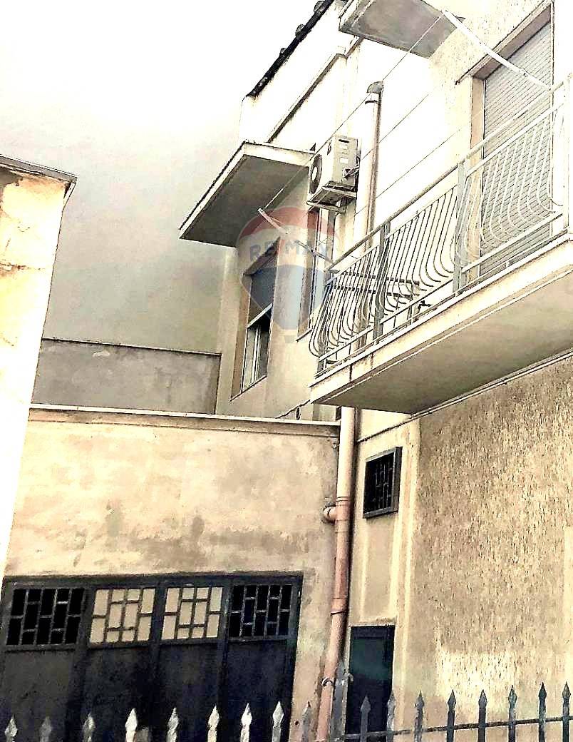 Magazzino di  1 vani /20 mq  a Conversano