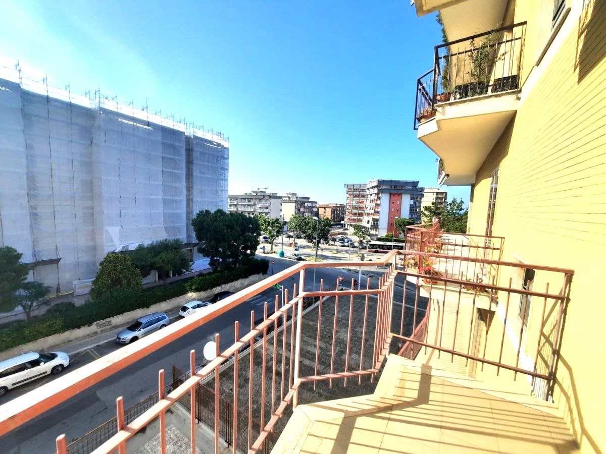 Bari - Via Peucetia Rif. 01/25