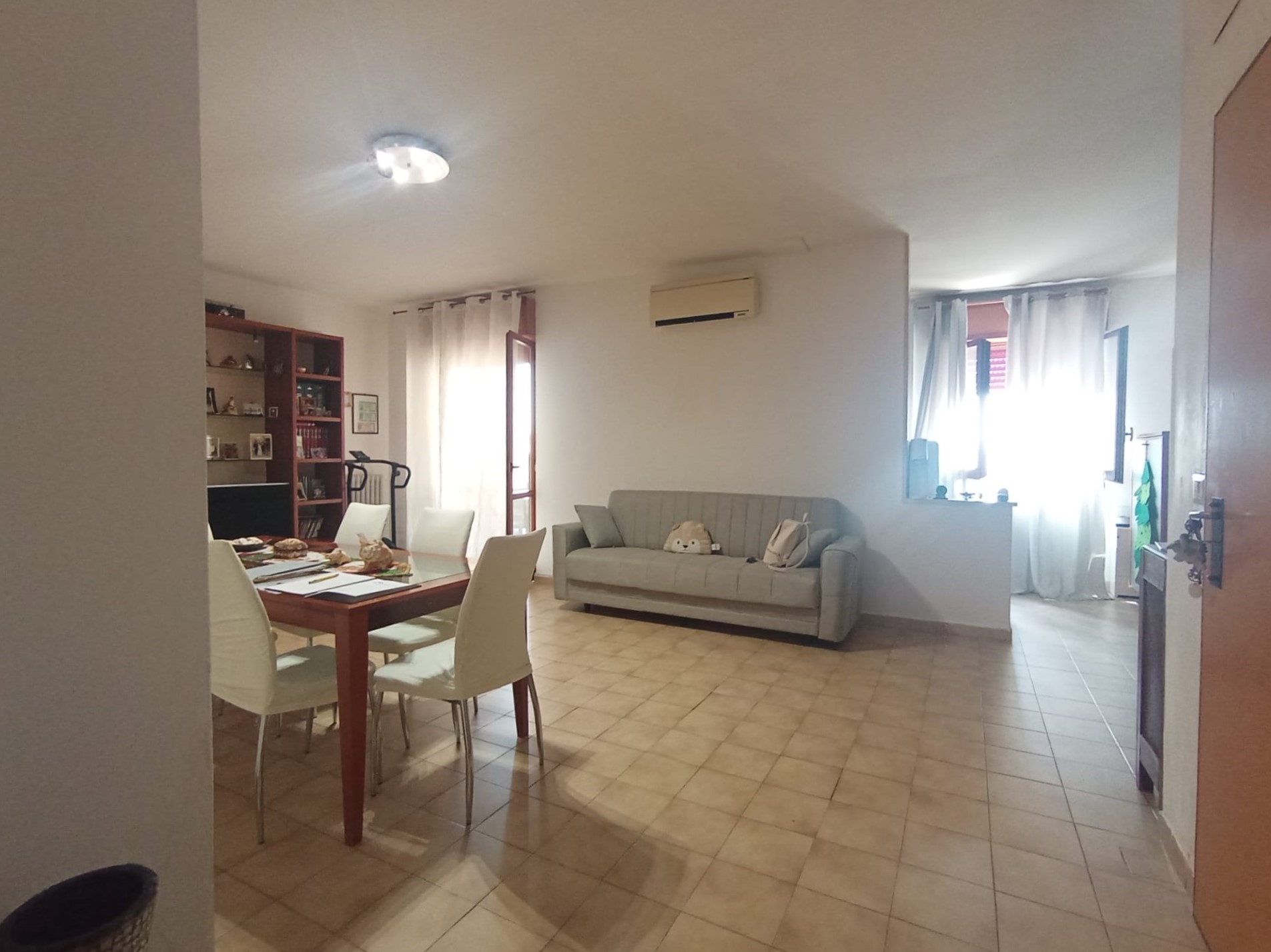 TRILOCALE CON BOX AUTO