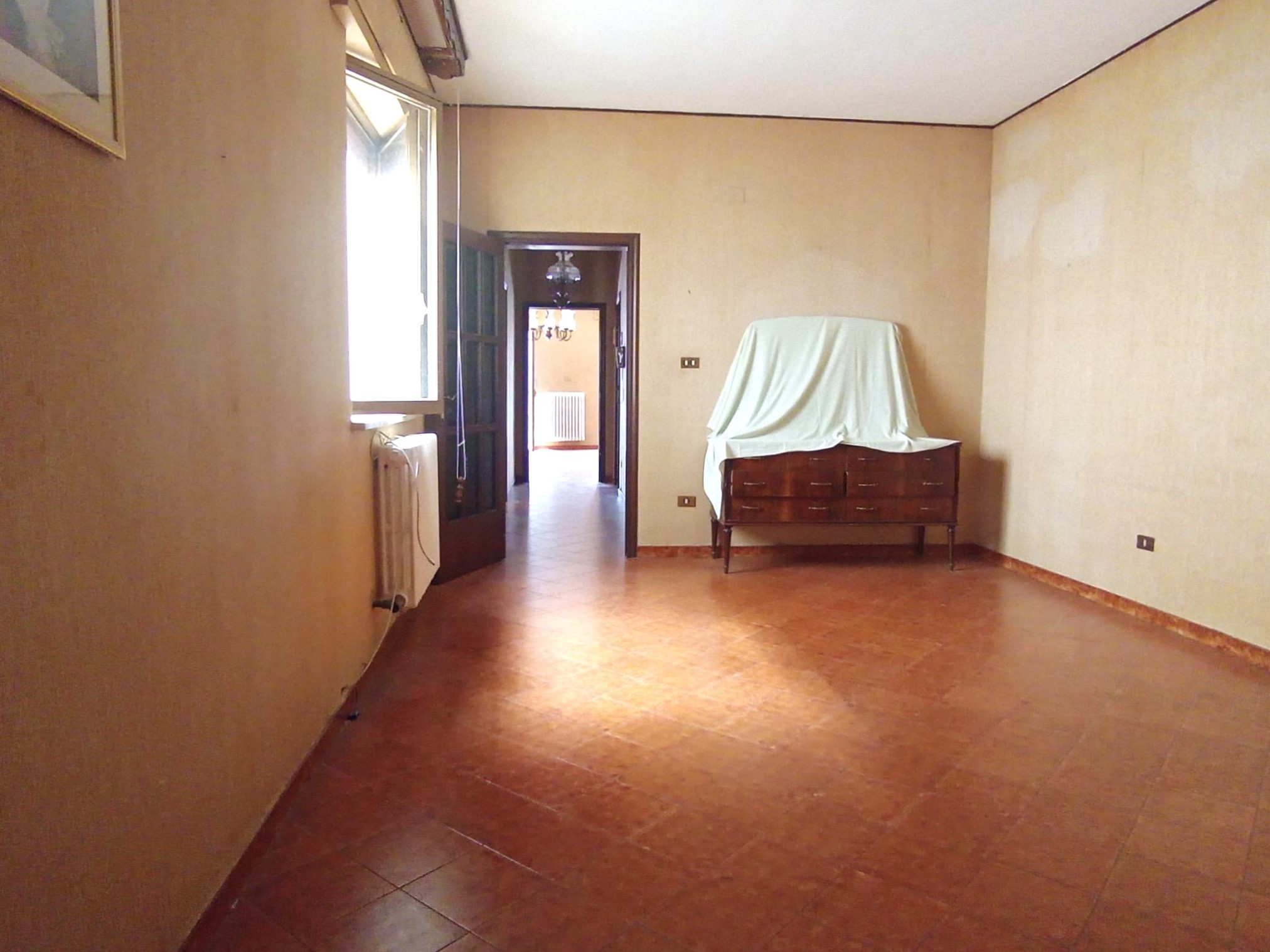 CASA INDIPENDENTE AMPIA E LUMINOSA