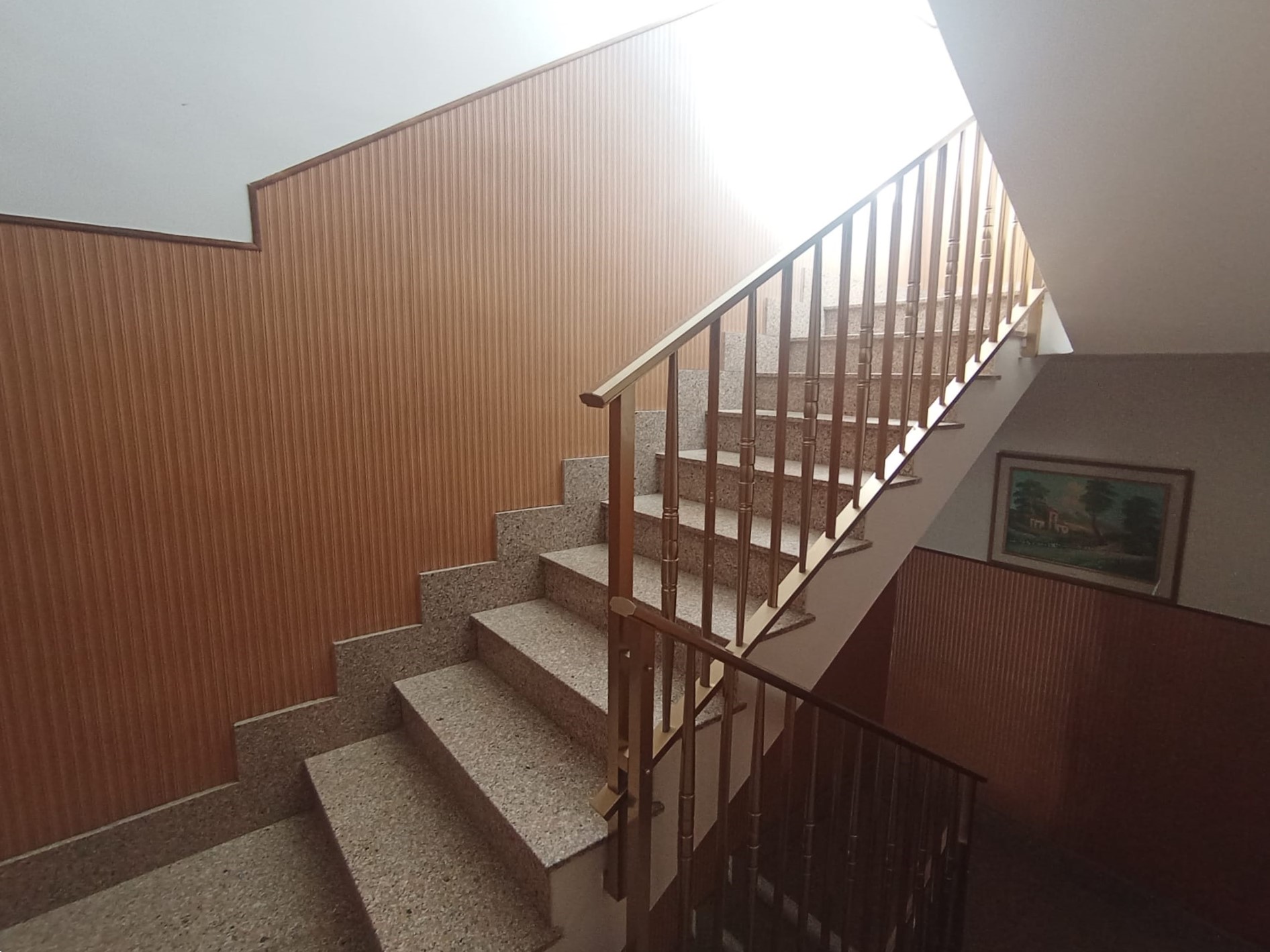 CASA INDIPENDENTE AMPIA E LUMINOSA