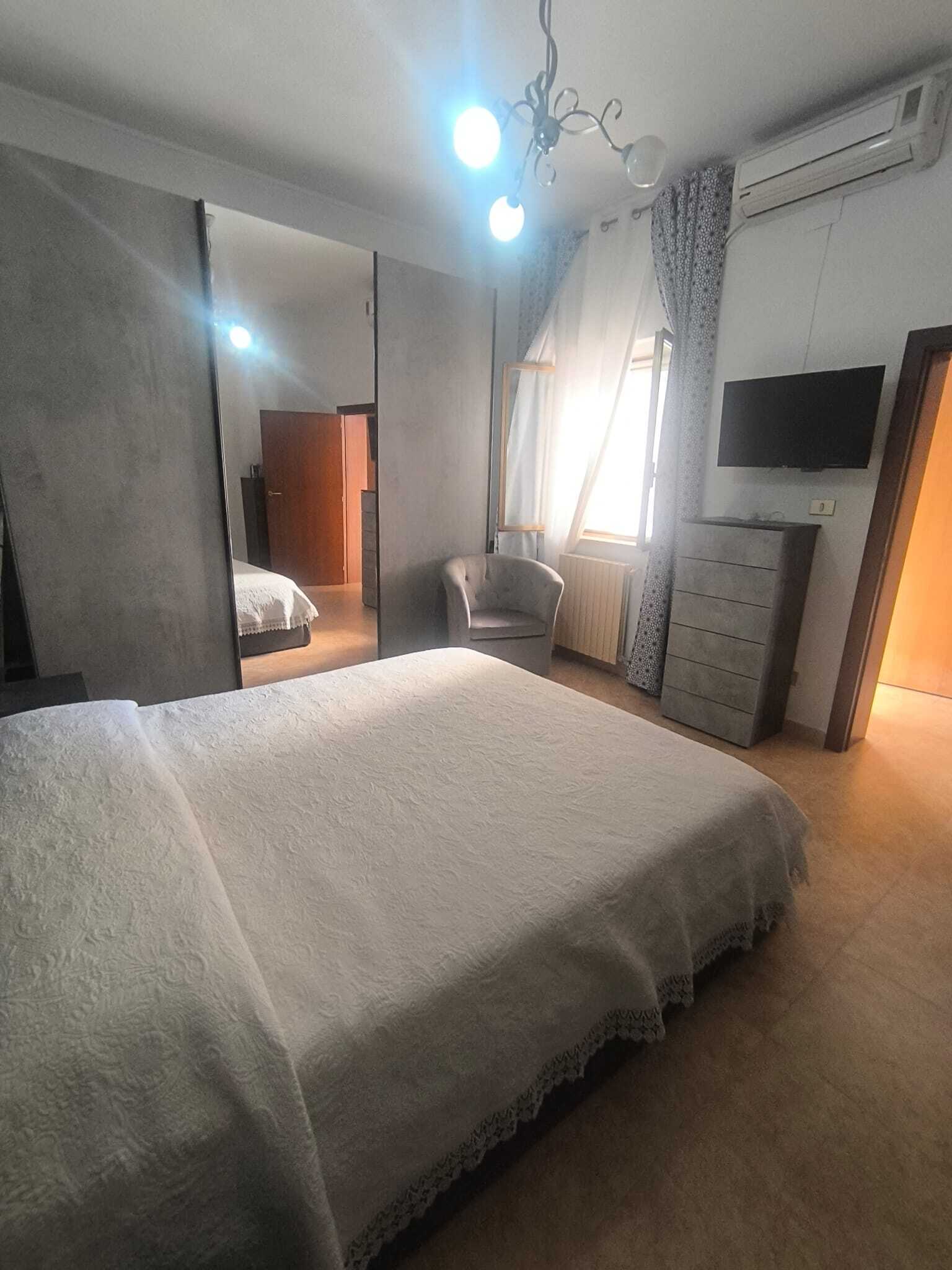 TRANI - CENTRO STORICO - APPARTAMENTO CON TERRAZZO