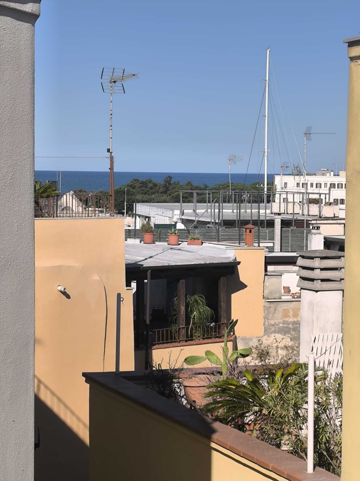TRANI - CENTRO STORICO - APPARTAMENTO CON TERRAZZO