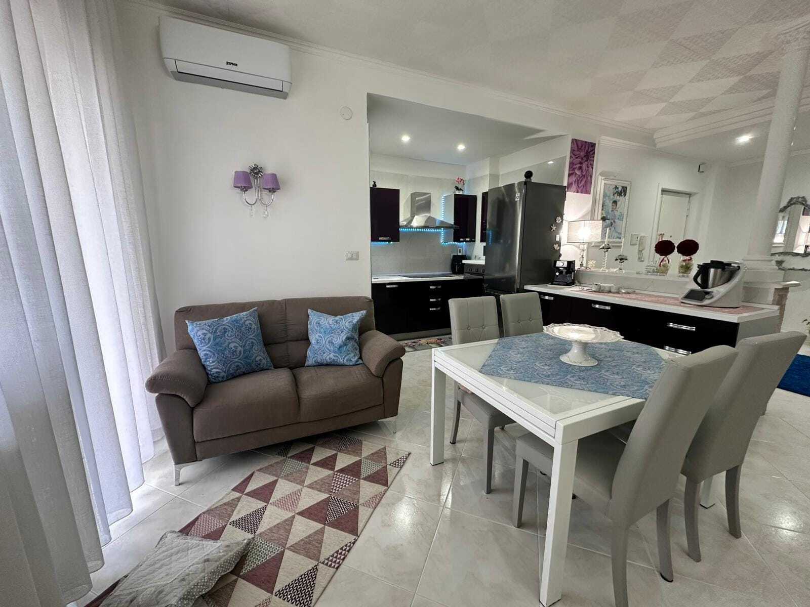 TRANI - ZONA SUD - APPARTAMENTO VISTA MARE