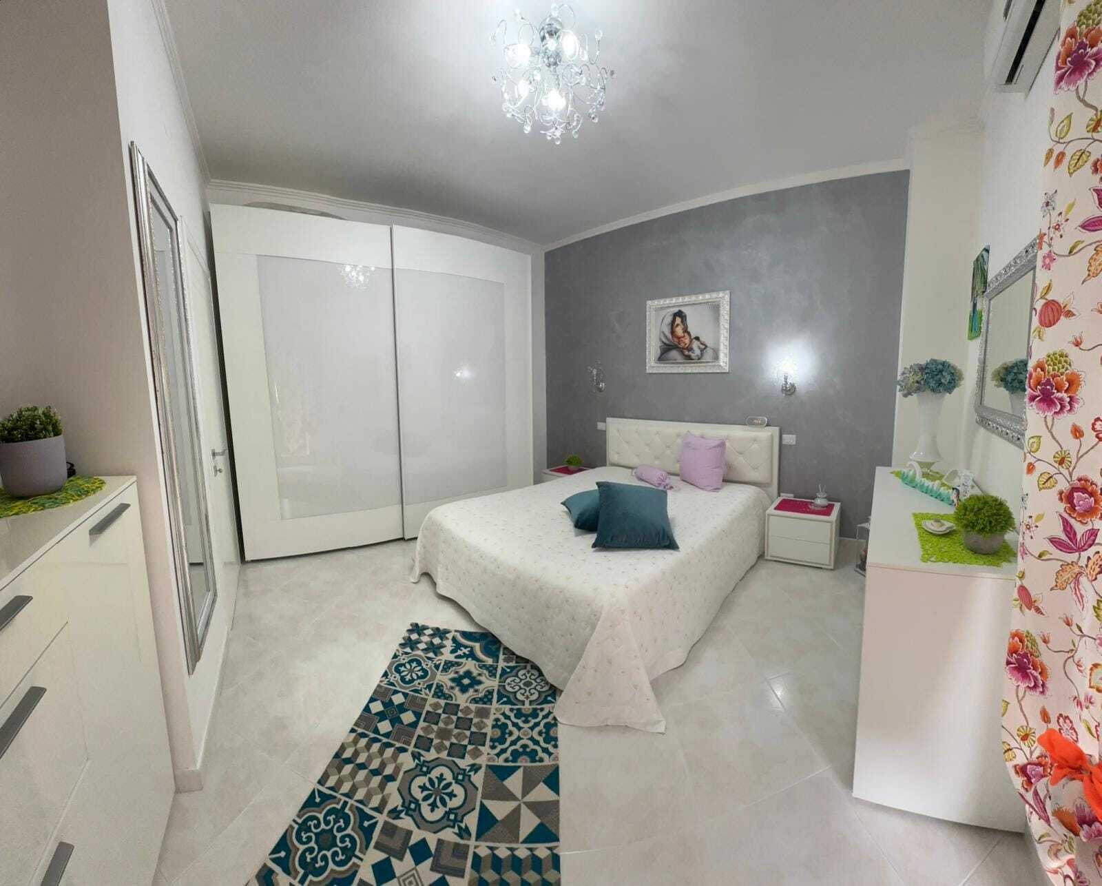 TRANI - ZONA SUD - APPARTAMENTO VISTA MARE