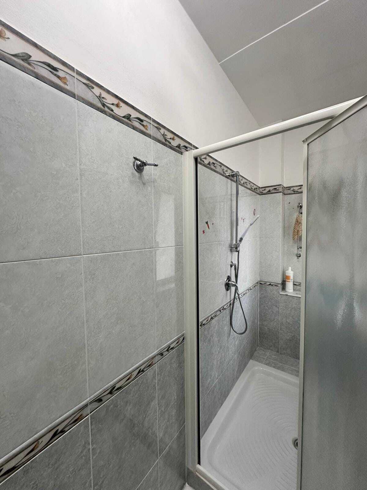 TRANI - ZONA SUD - APPARTAMENTO VISTA MARE