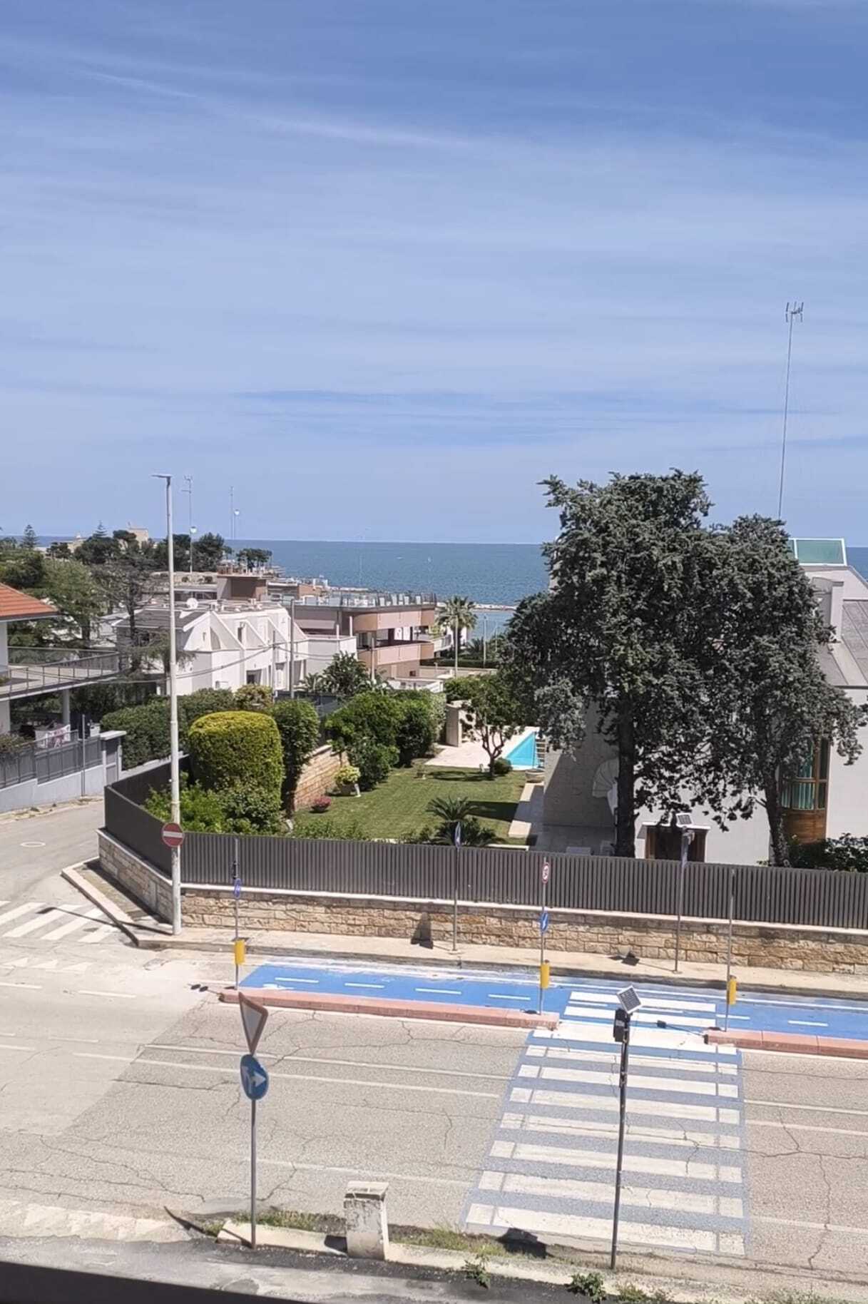 TRANI - VIA MALCANGI - APPARTAMENTO RISTRUTTURATO VISTA MARE