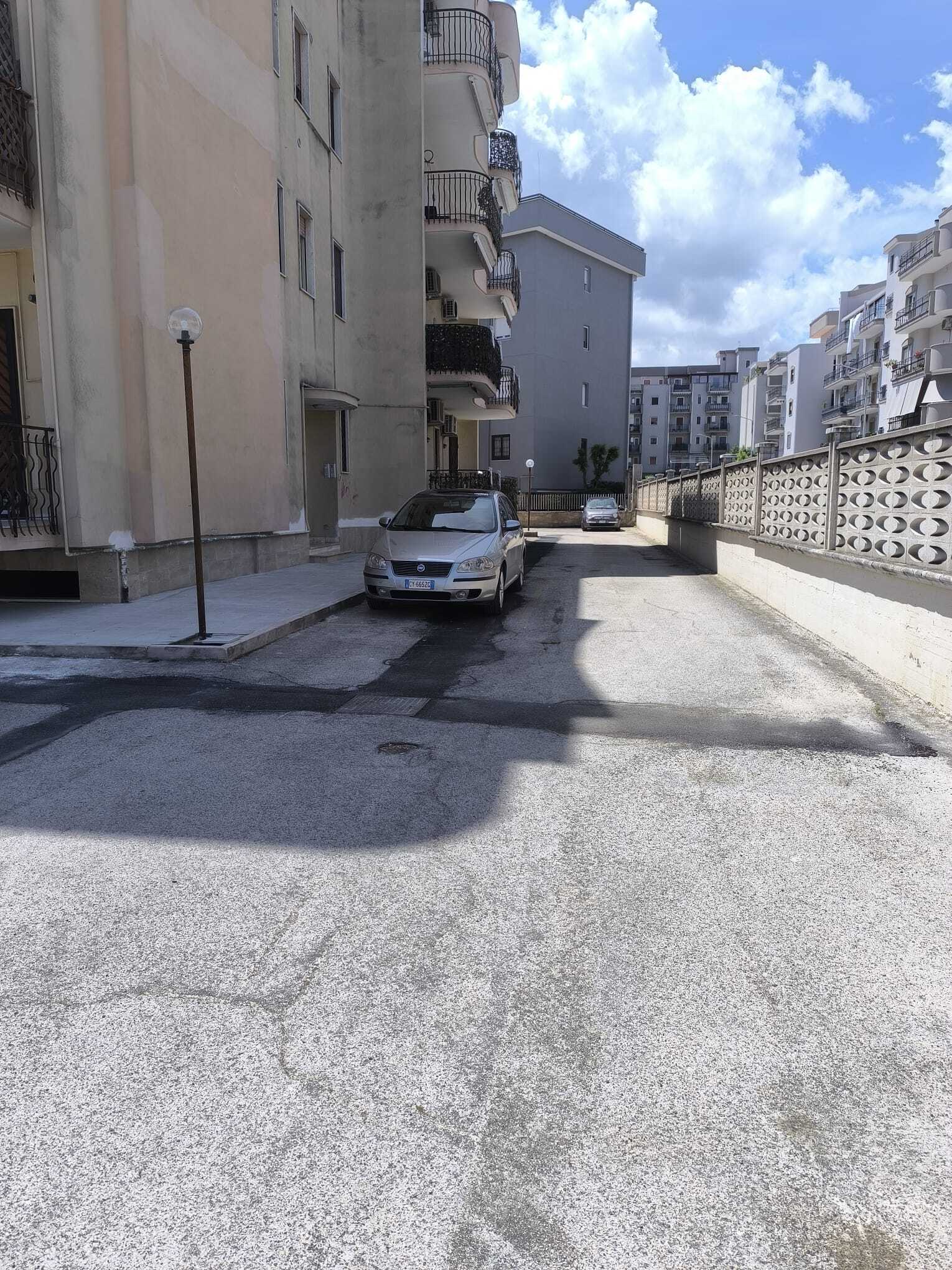TRANI - VIA MALCANGI - APPARTAMENTO RISTRUTTURATO VISTA MARE