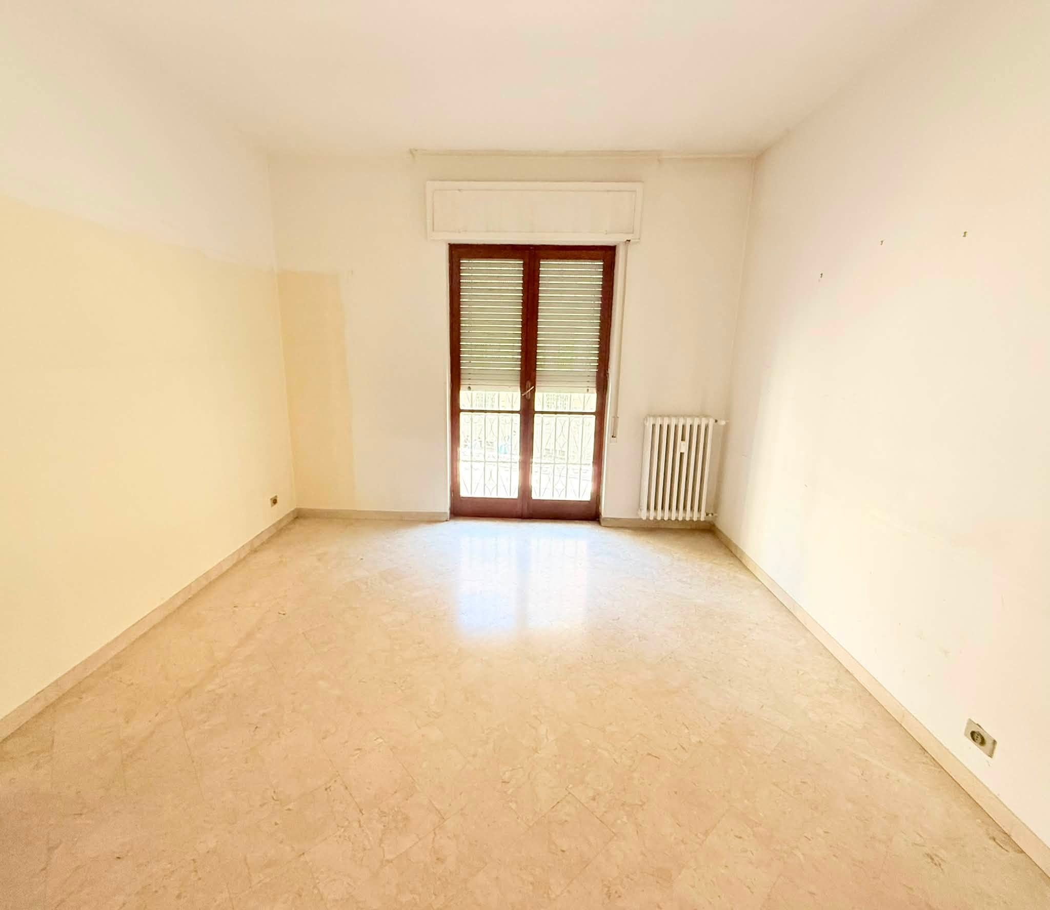 Ampio quadrivani primo piano con ascensore