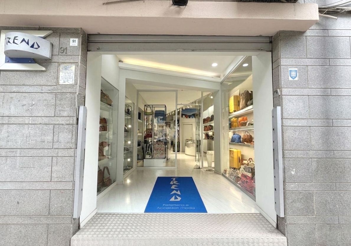 Storica attività di vendita pelletteria e accessori