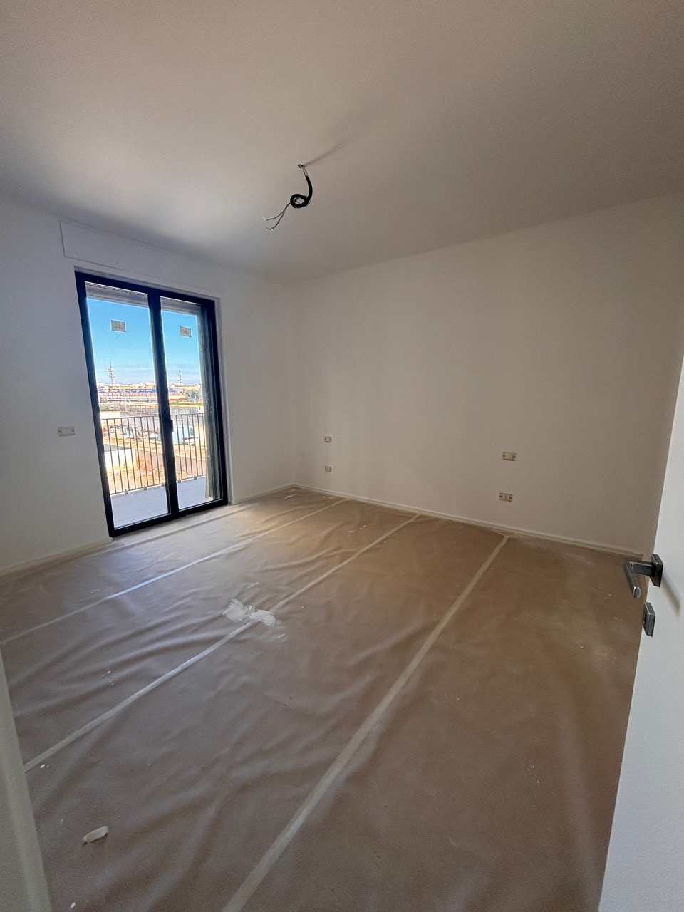 Parco Gilda-Amendola Rifinito 4 vani + acc. 3 esposizioni