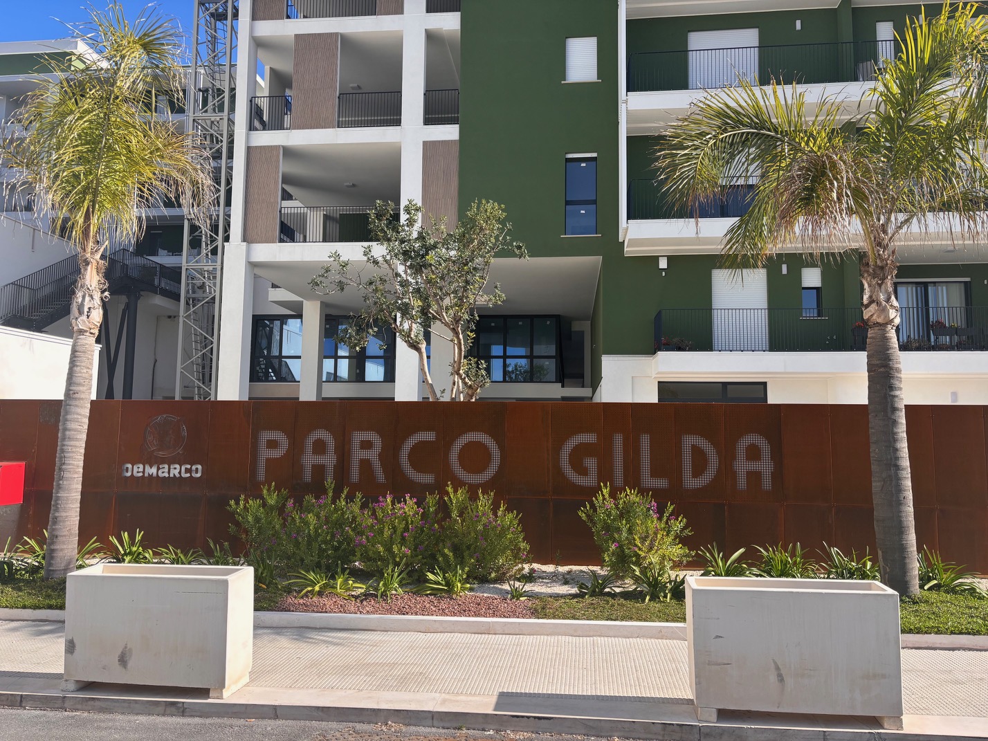 Parco Gilda - Nuovo trivani + acc.