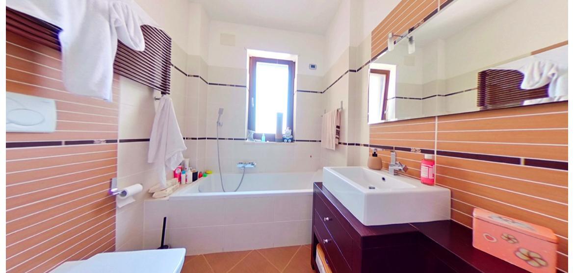 VILLA A POCHI PASSI DAL MARE