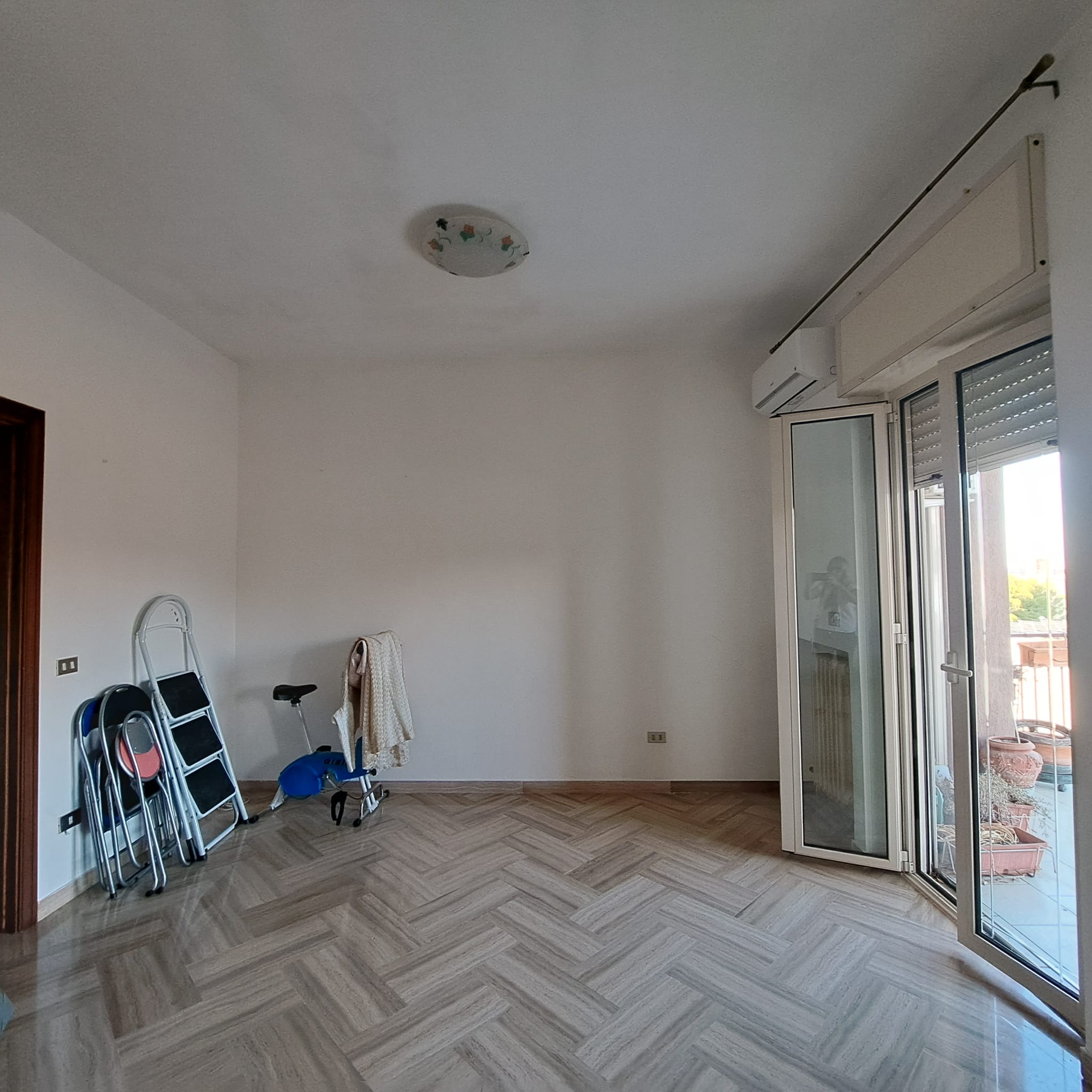 Bari. Q.re San Paolo. Via Don Carlo Gnocchi.
