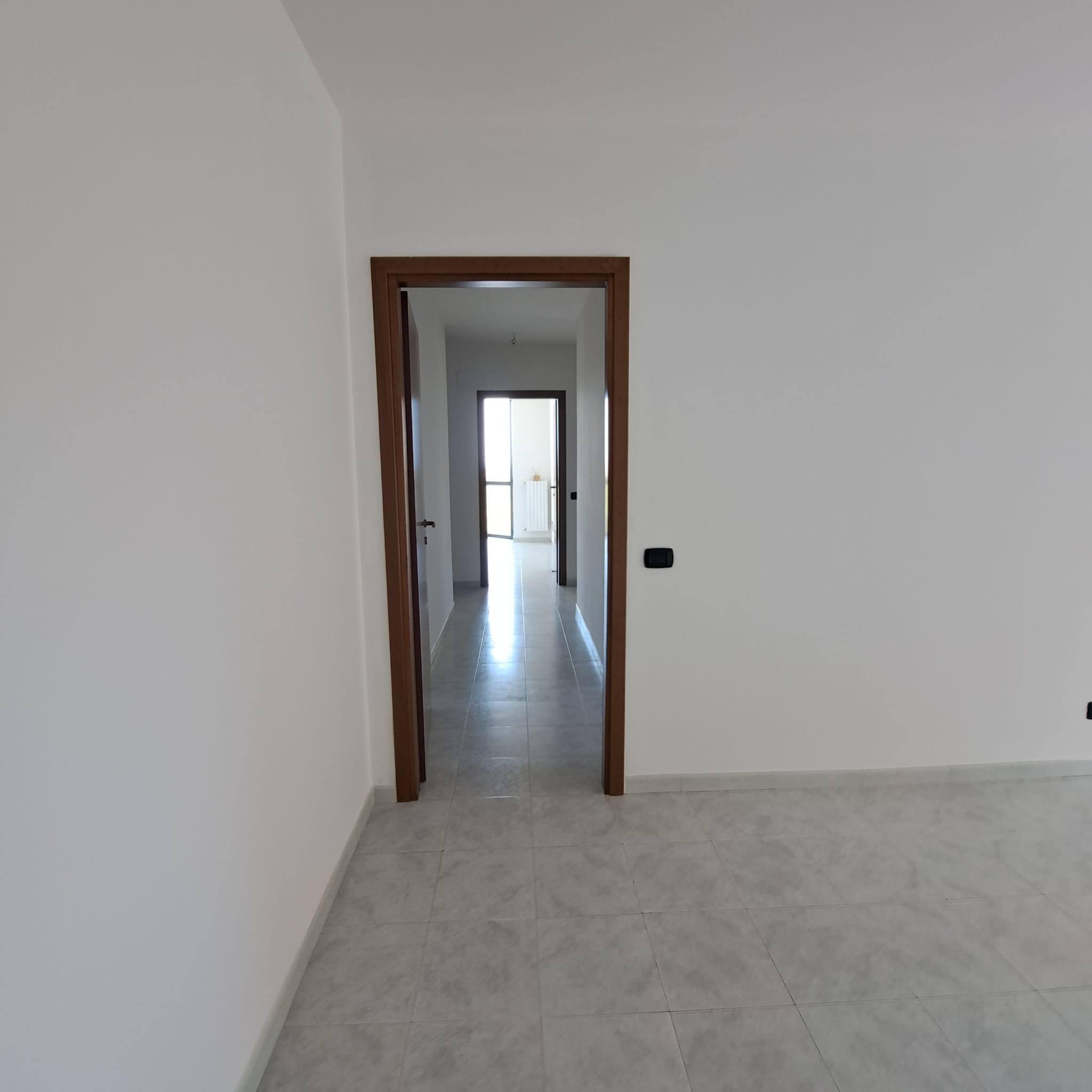 Bari. Q.re San Paolo. Via Francesco del Core.