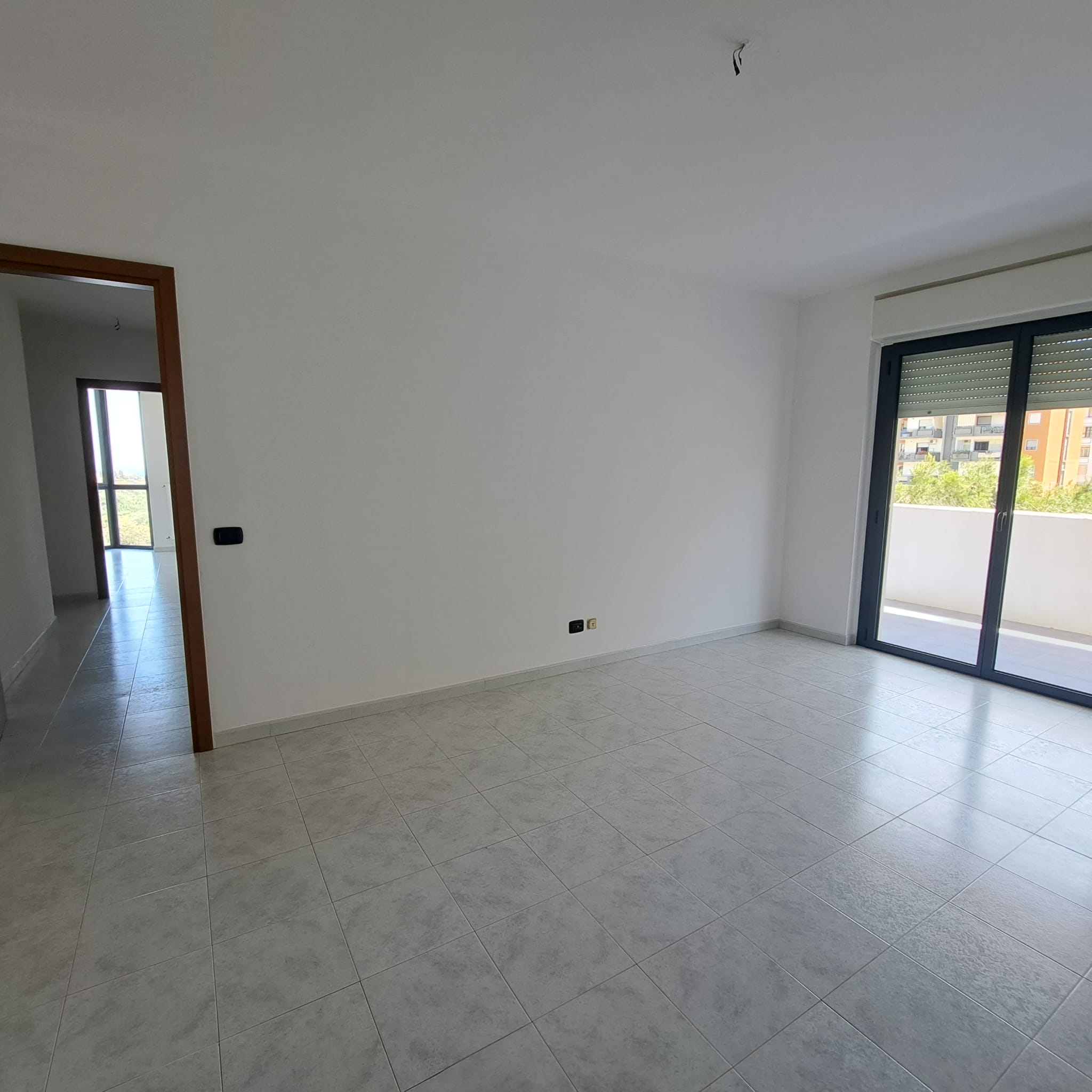 Bari. Q.re San Paolo. Via Francesco del Core.