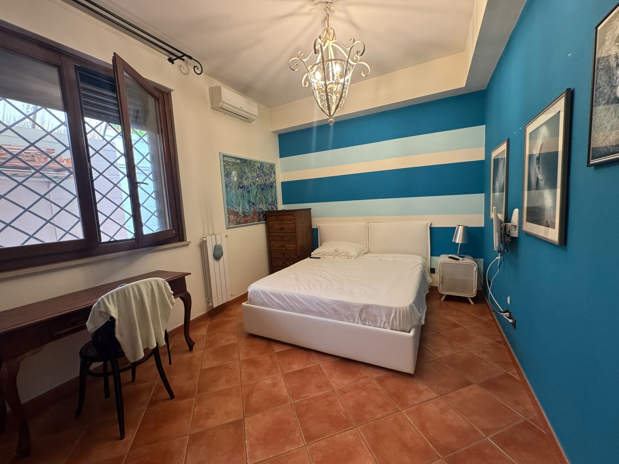 PALESE - TAVERNETTA IN LOCAZIONE