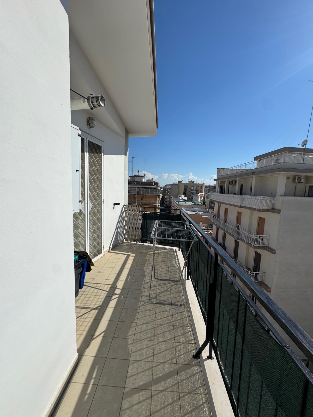 BITONTO - APPARTAMENTO 4 VANI + ACC.