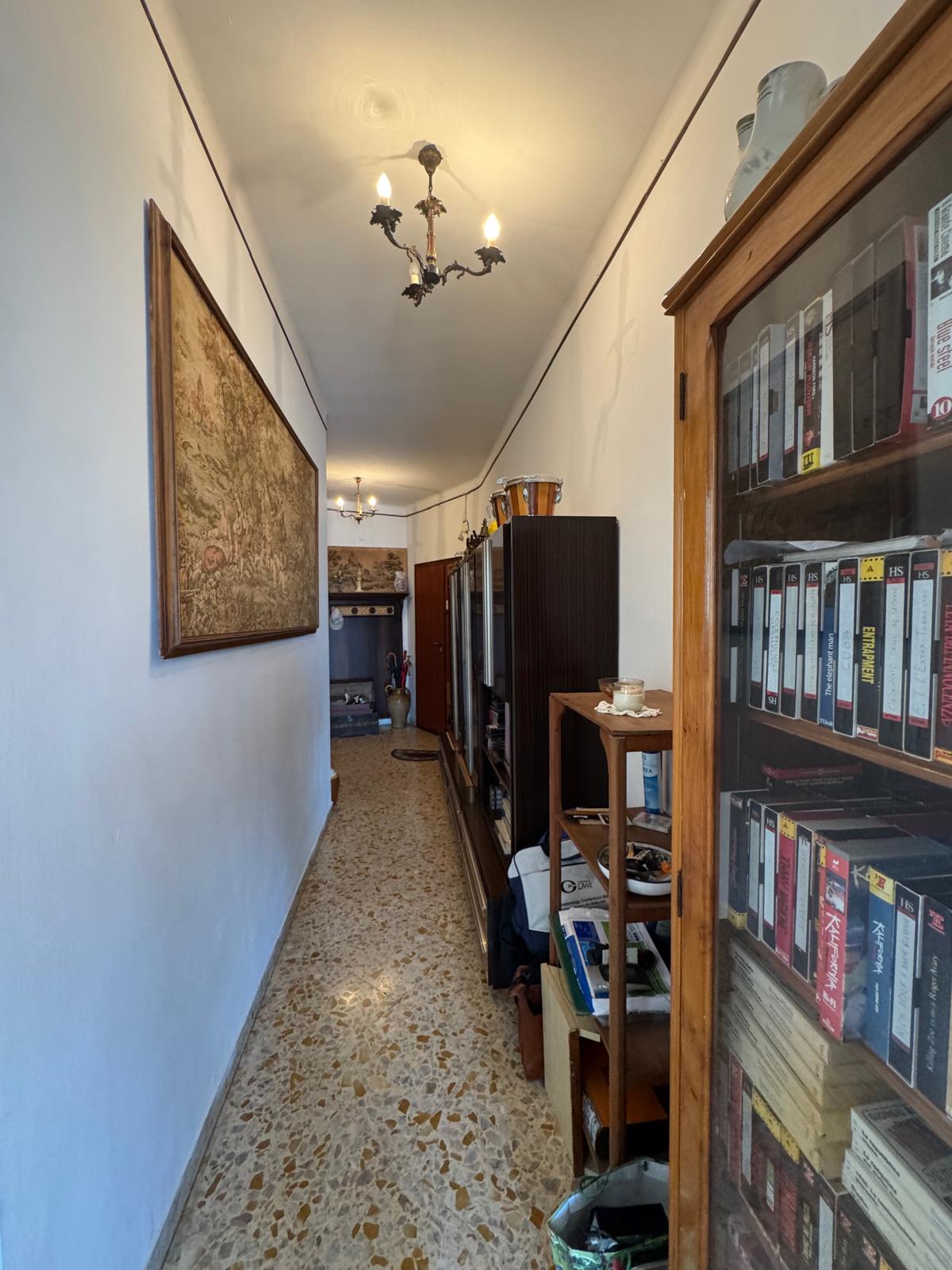 BITONTO - APPARTAMENTO 4 VANI + ACC.