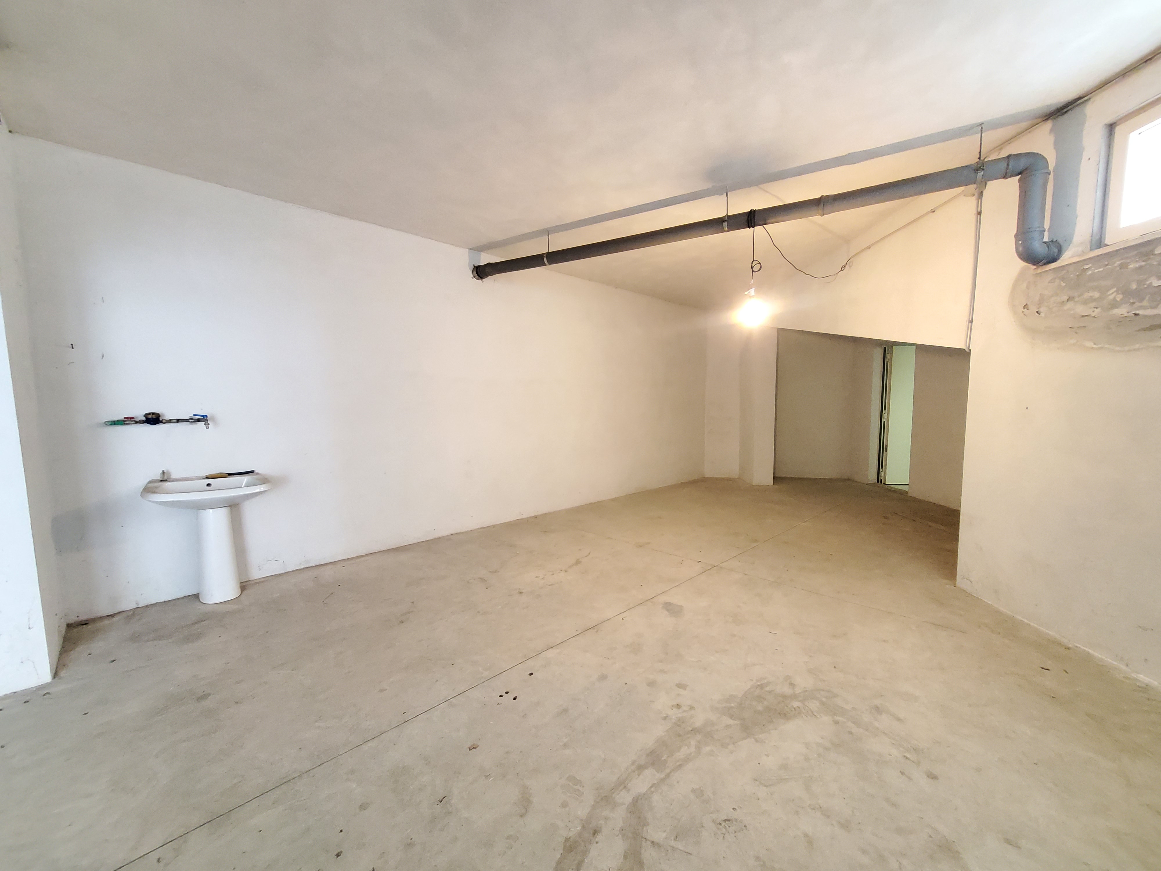 Garage in Vendita a Triggiano(Ba)