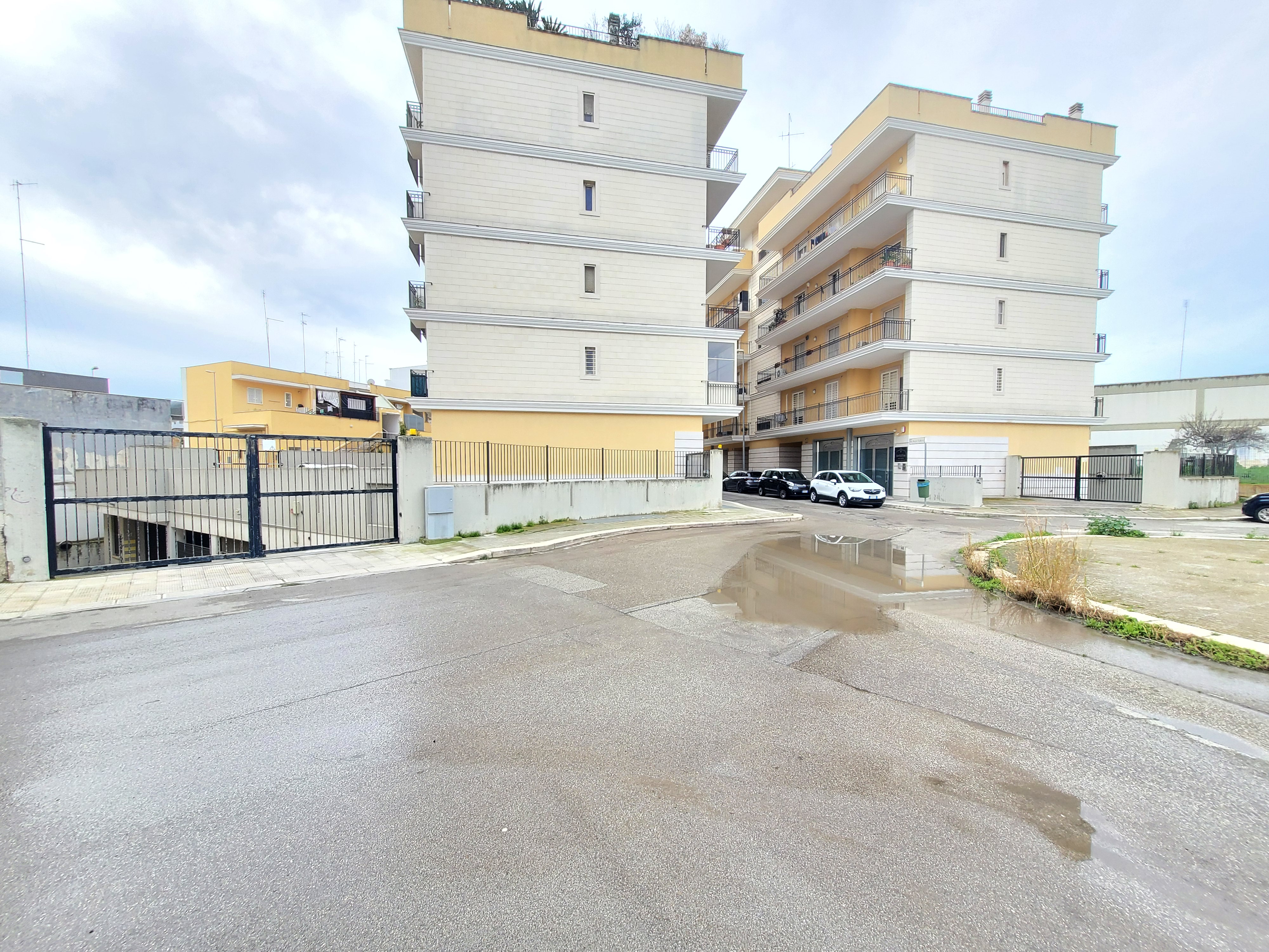 Garage in Vendita a Triggiano(Ba)