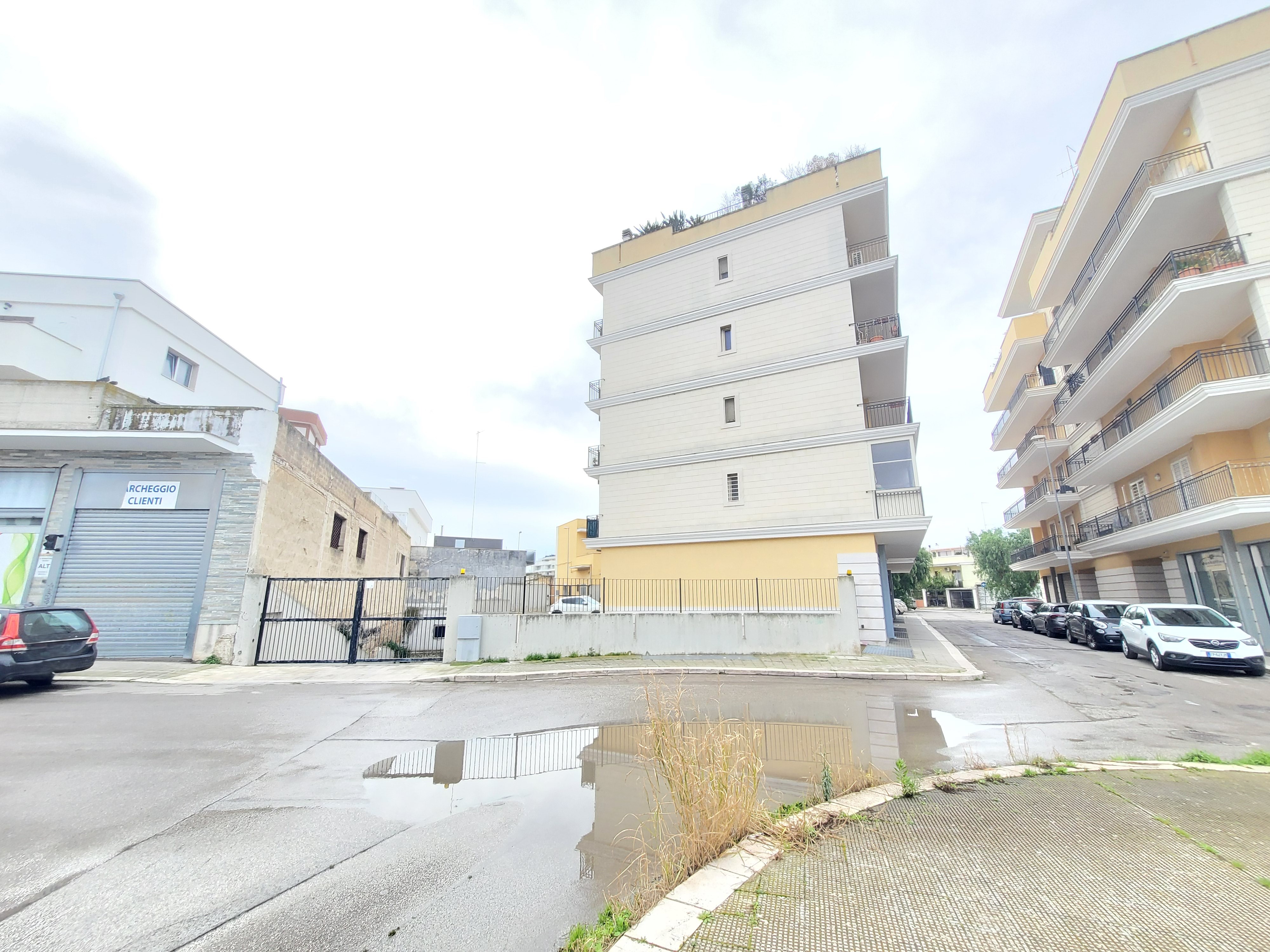 Garage in Vendita a Triggiano(Ba)