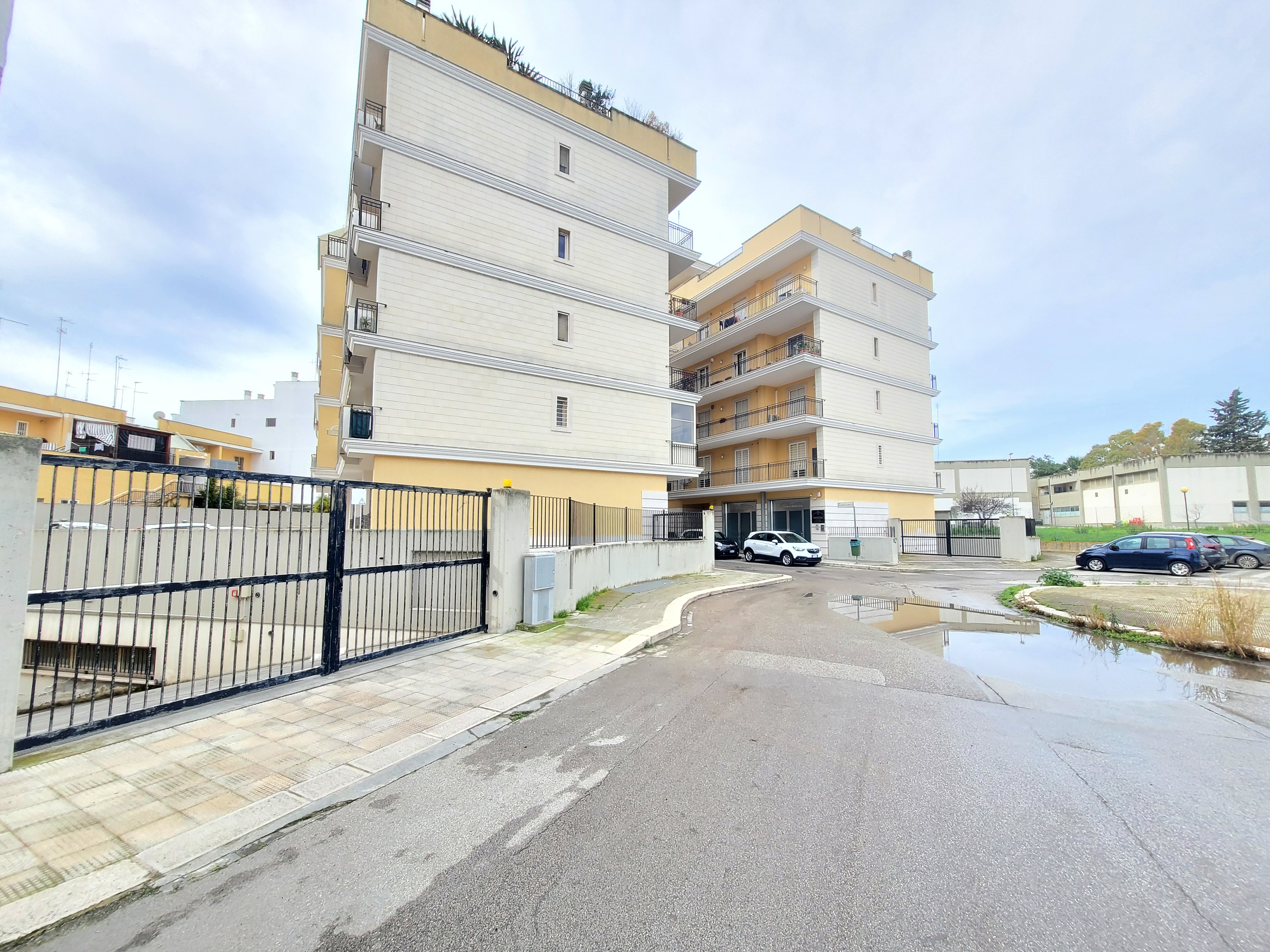 Garage in Vendita a Triggiano(Ba)