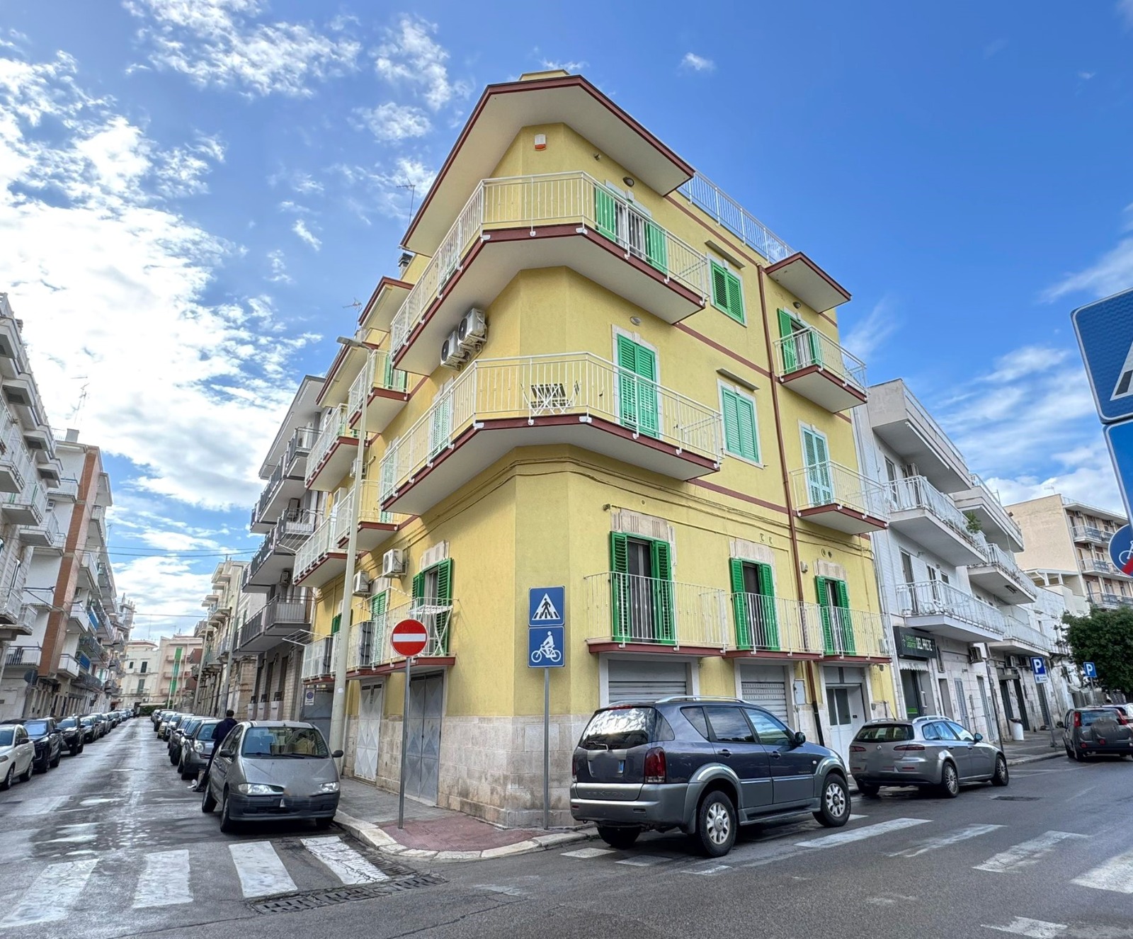 GIOVINAZZO - APPARTAMENTO 4 VANI + ACC.