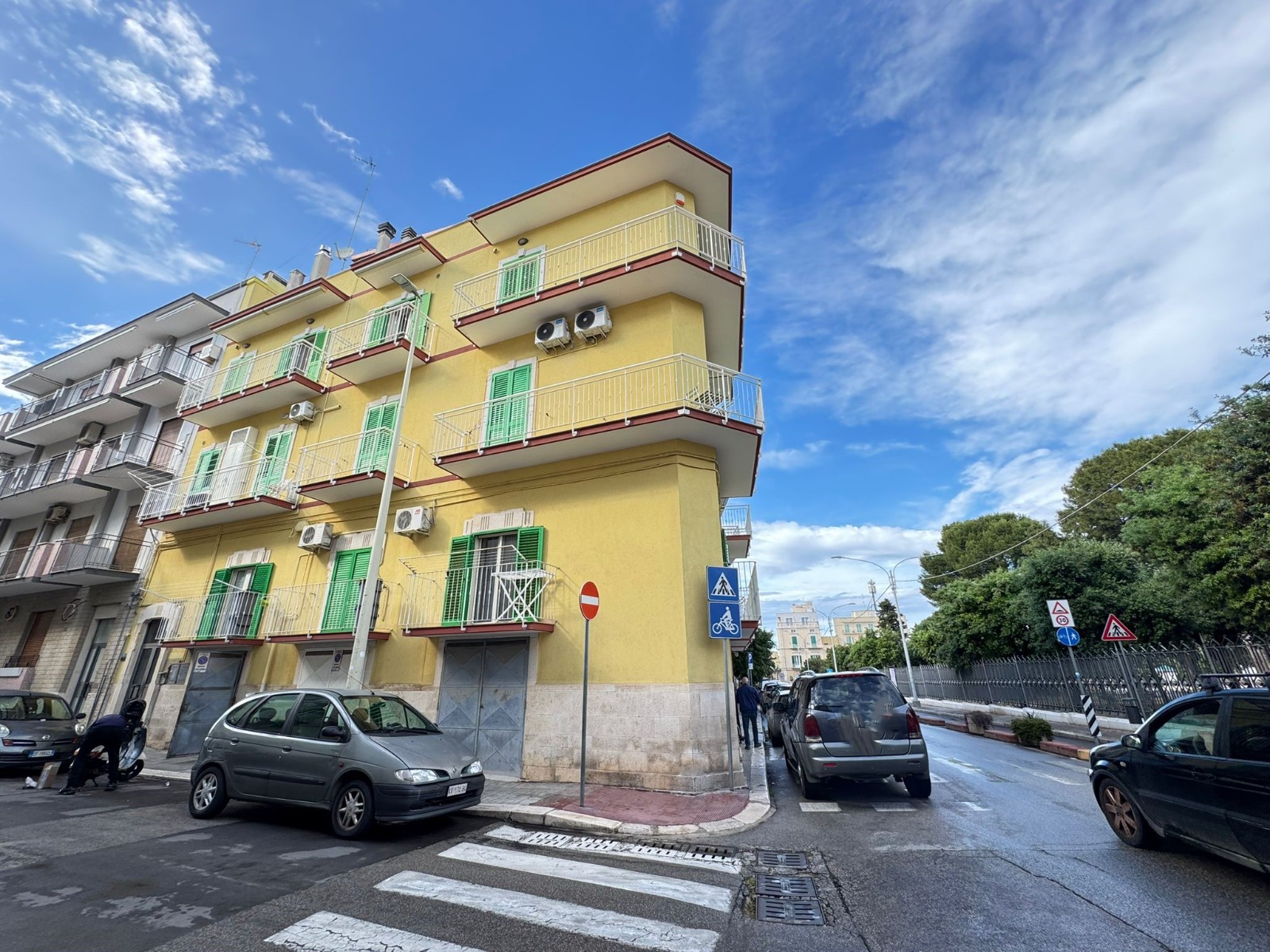 GIOVINAZZO - APPARTAMENTO 4 VANI + ACC.