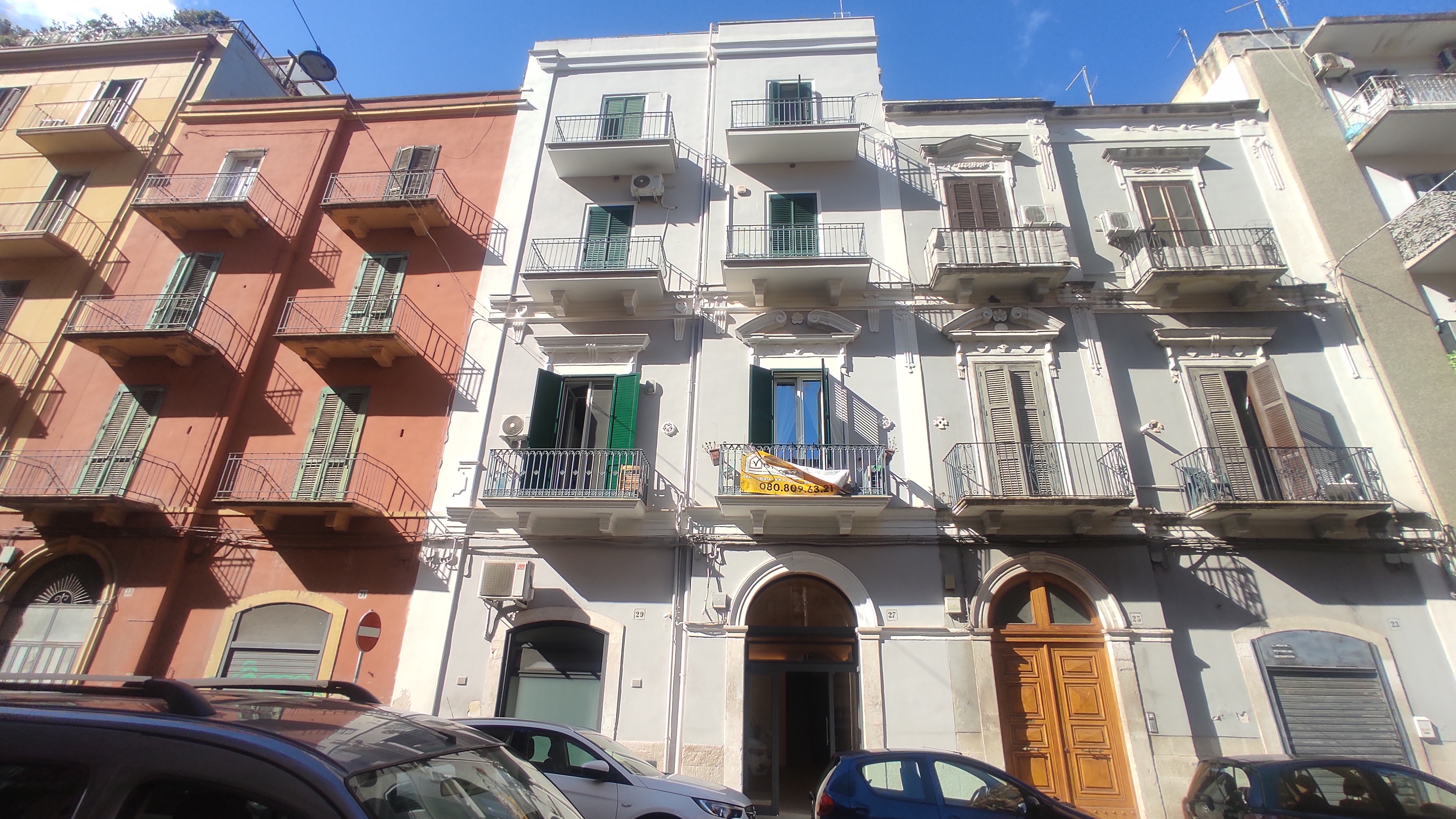Trilocale ristrutturato in via Ettore Fieramosca