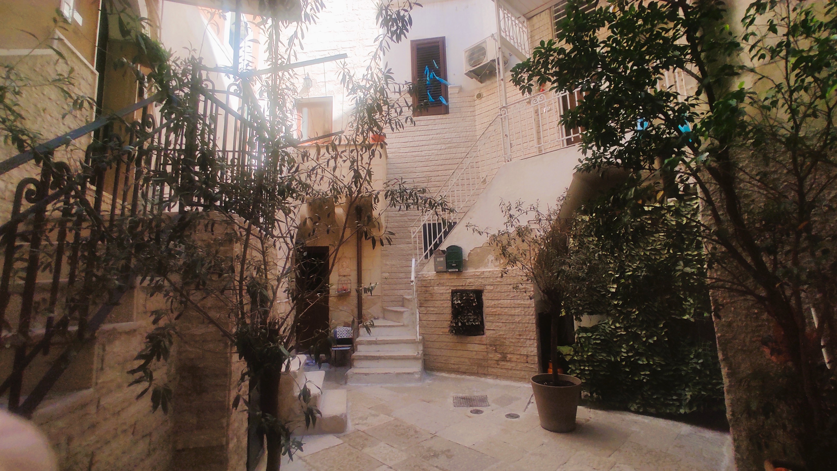 Locale in vendita Corte Garitta
