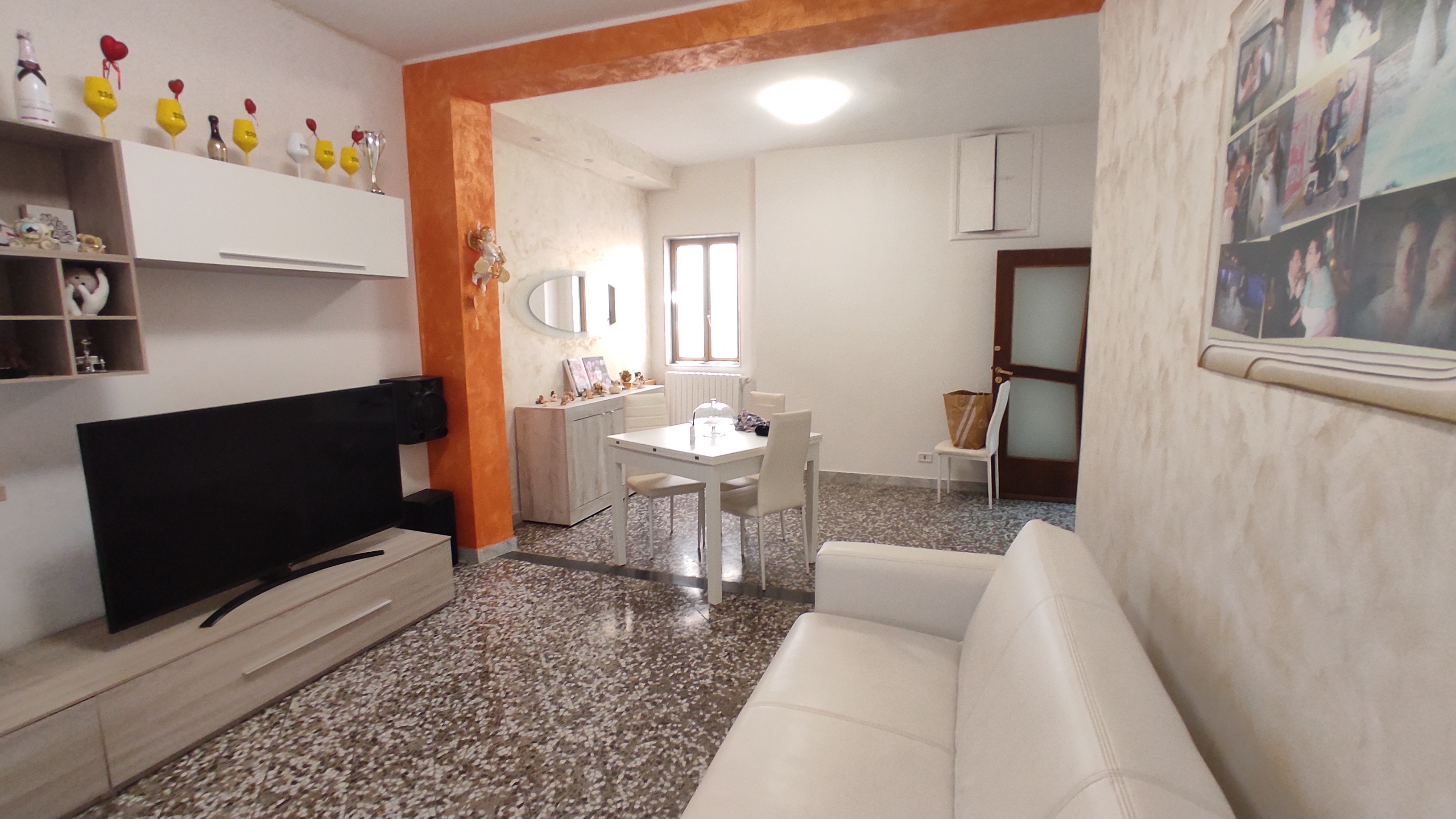 Quadrilocale in vendita a Bari, in Via Cassala, 9