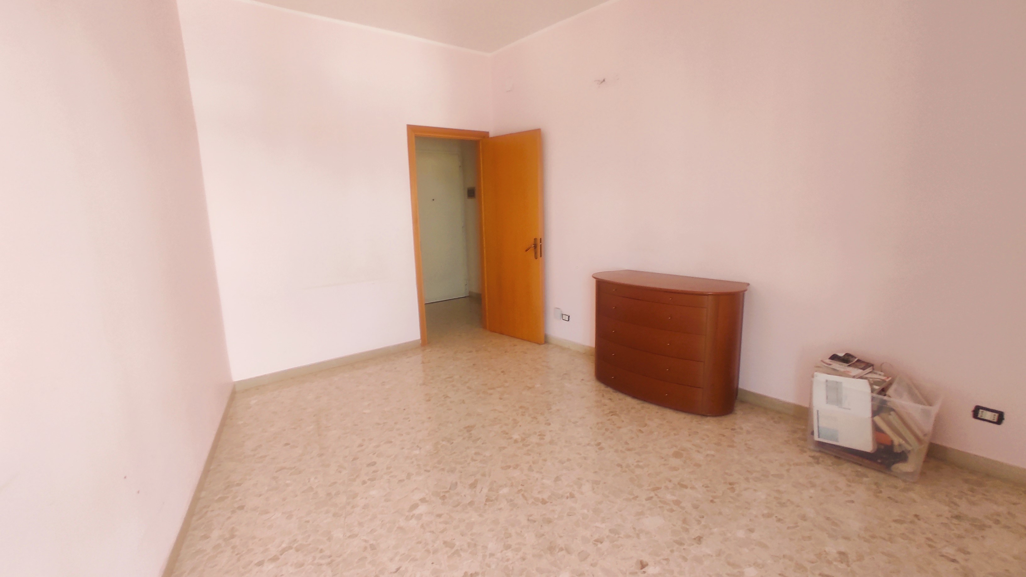 Quadrilocale in vendita in Largo F. Crispi, 2