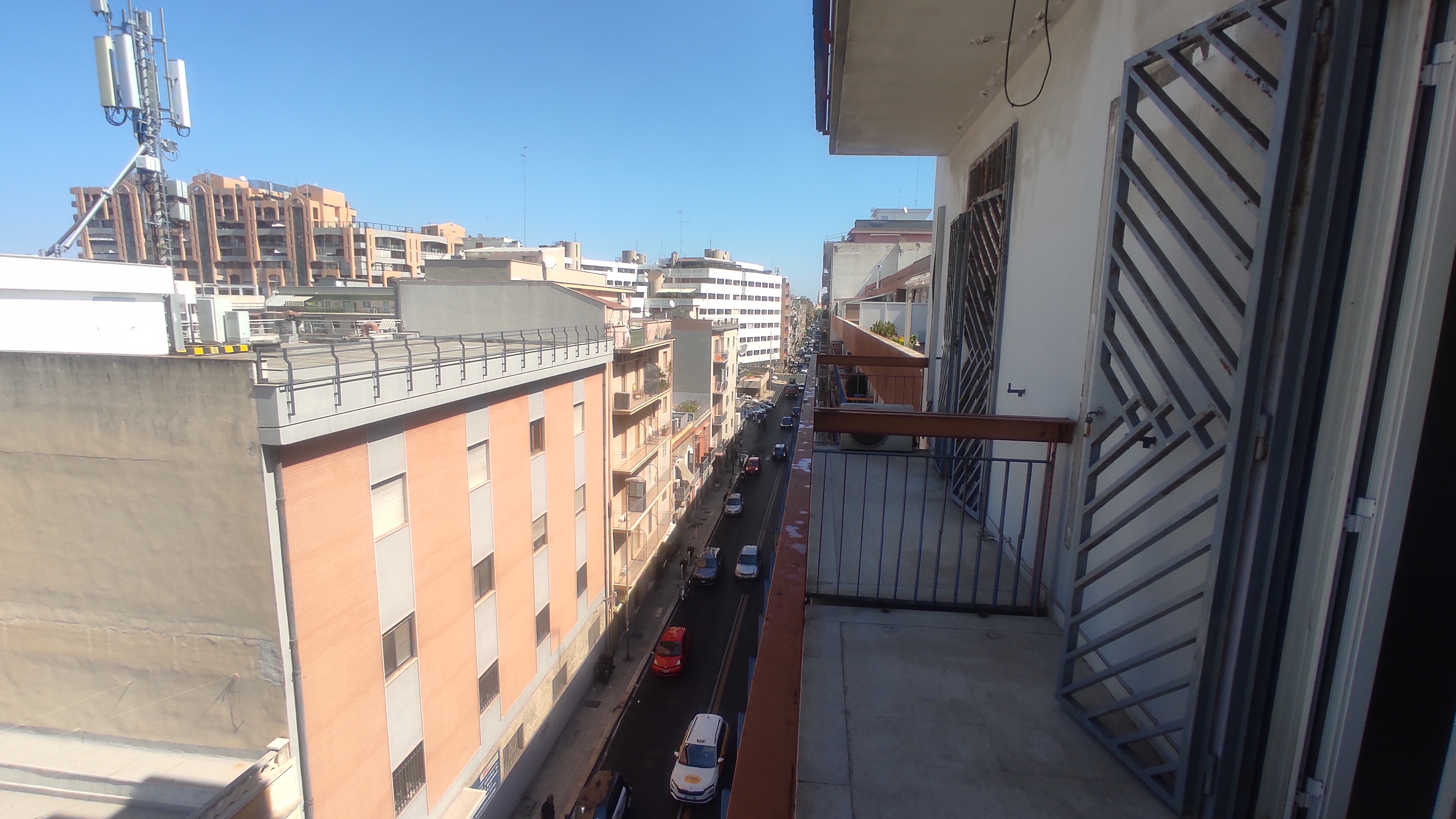 Quadrilocale in vendita in Largo F. Crispi, 2