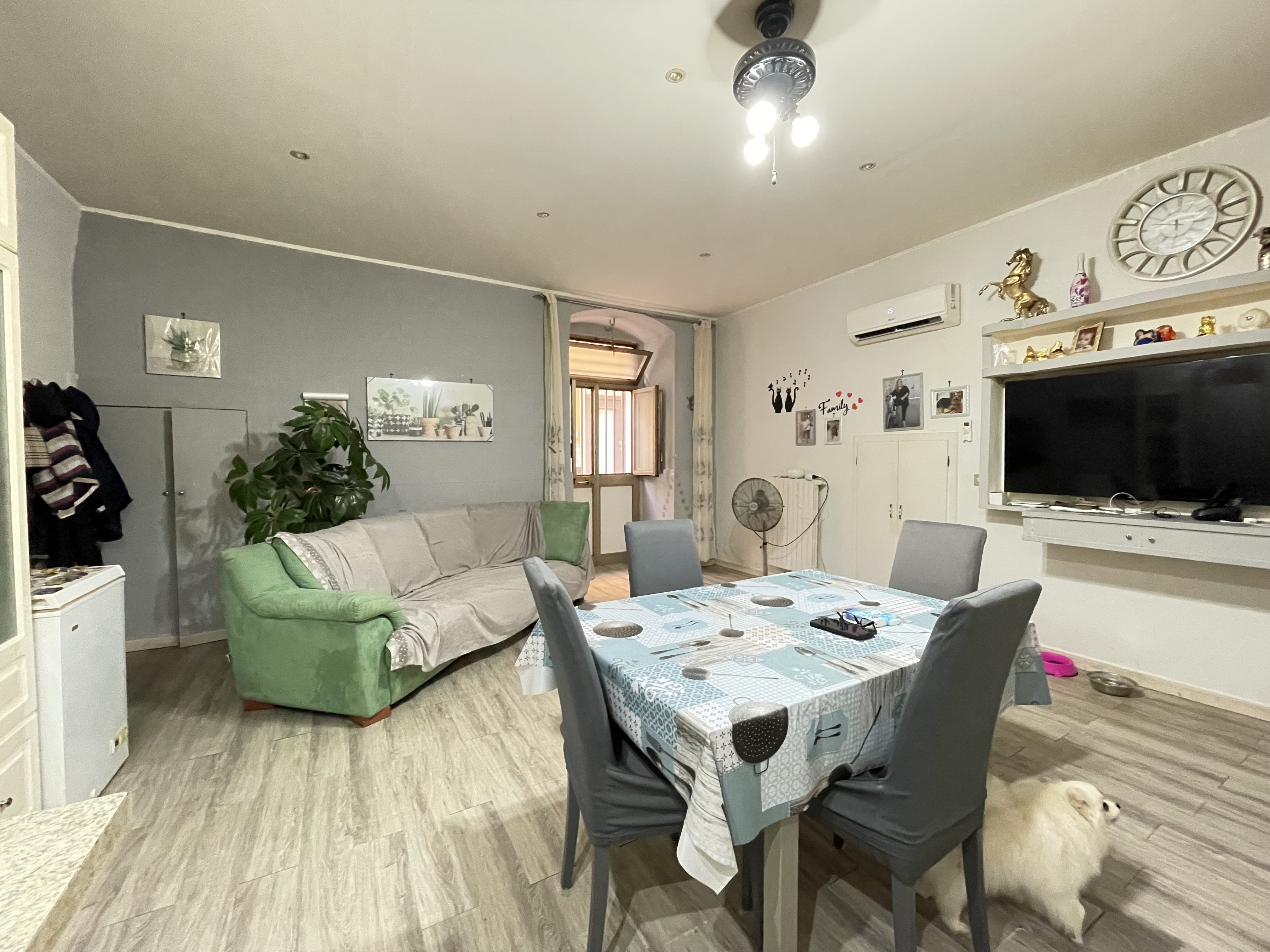 CASA INDIPENDENTE CON TERRAZZO E BOX AUTO