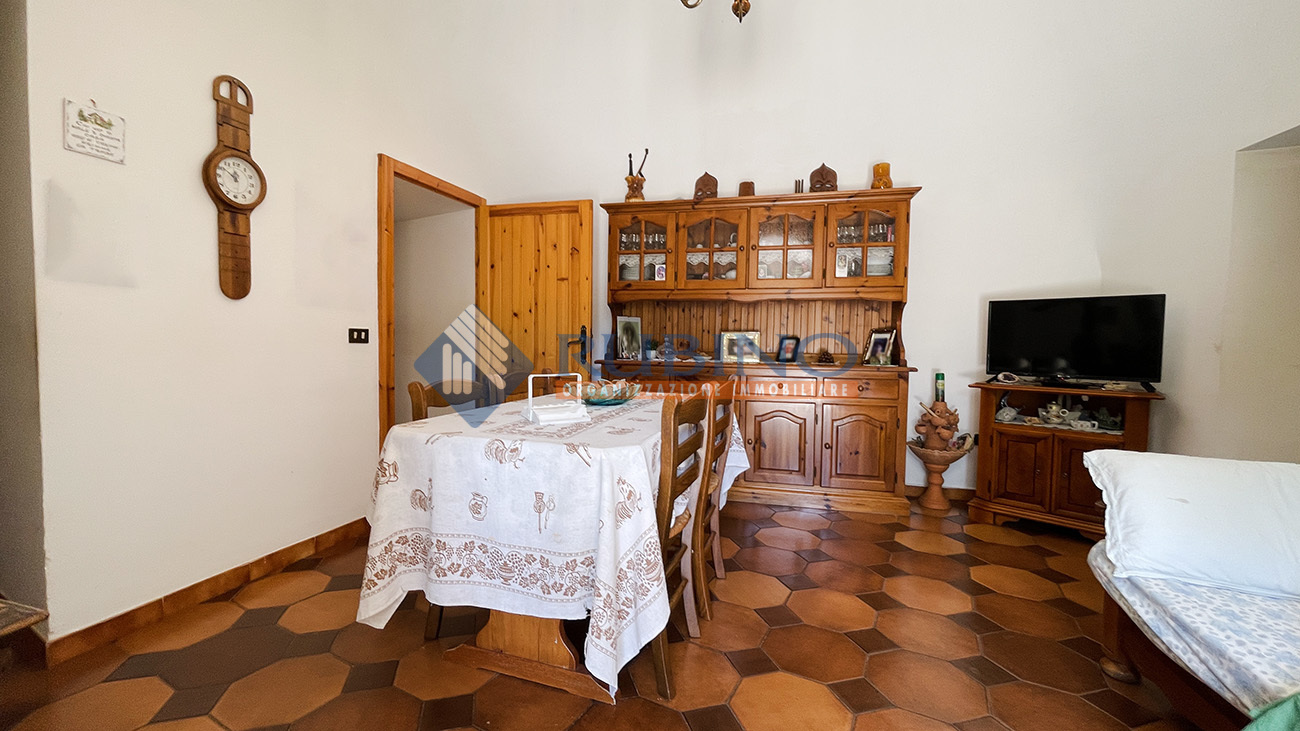 Caratteristica abitazione con trulli
