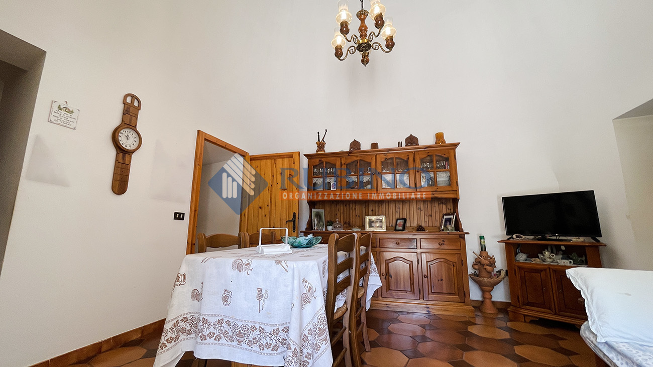 Caratteristica abitazione con trulli