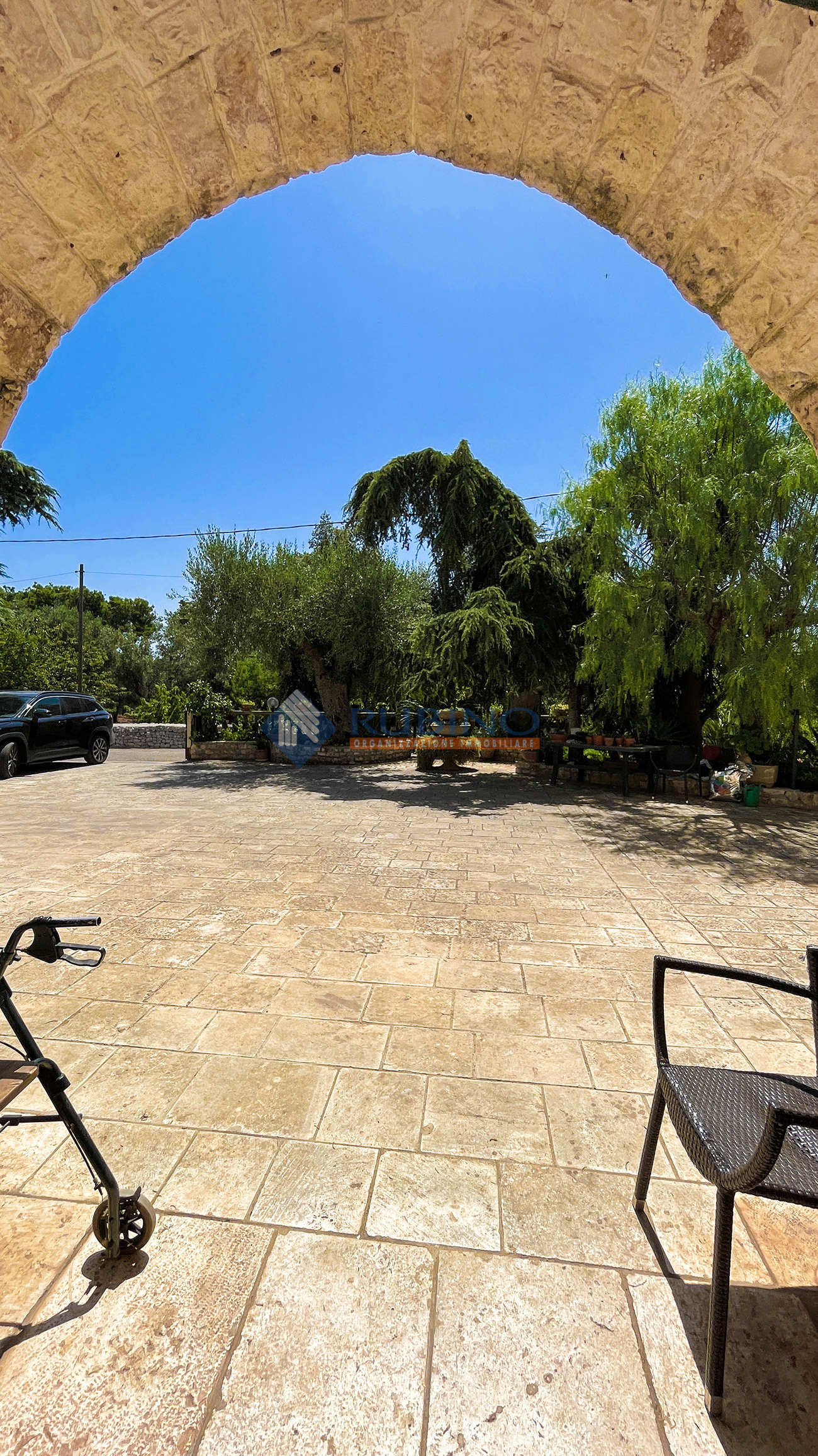 Caratteristica abitazione con trulli