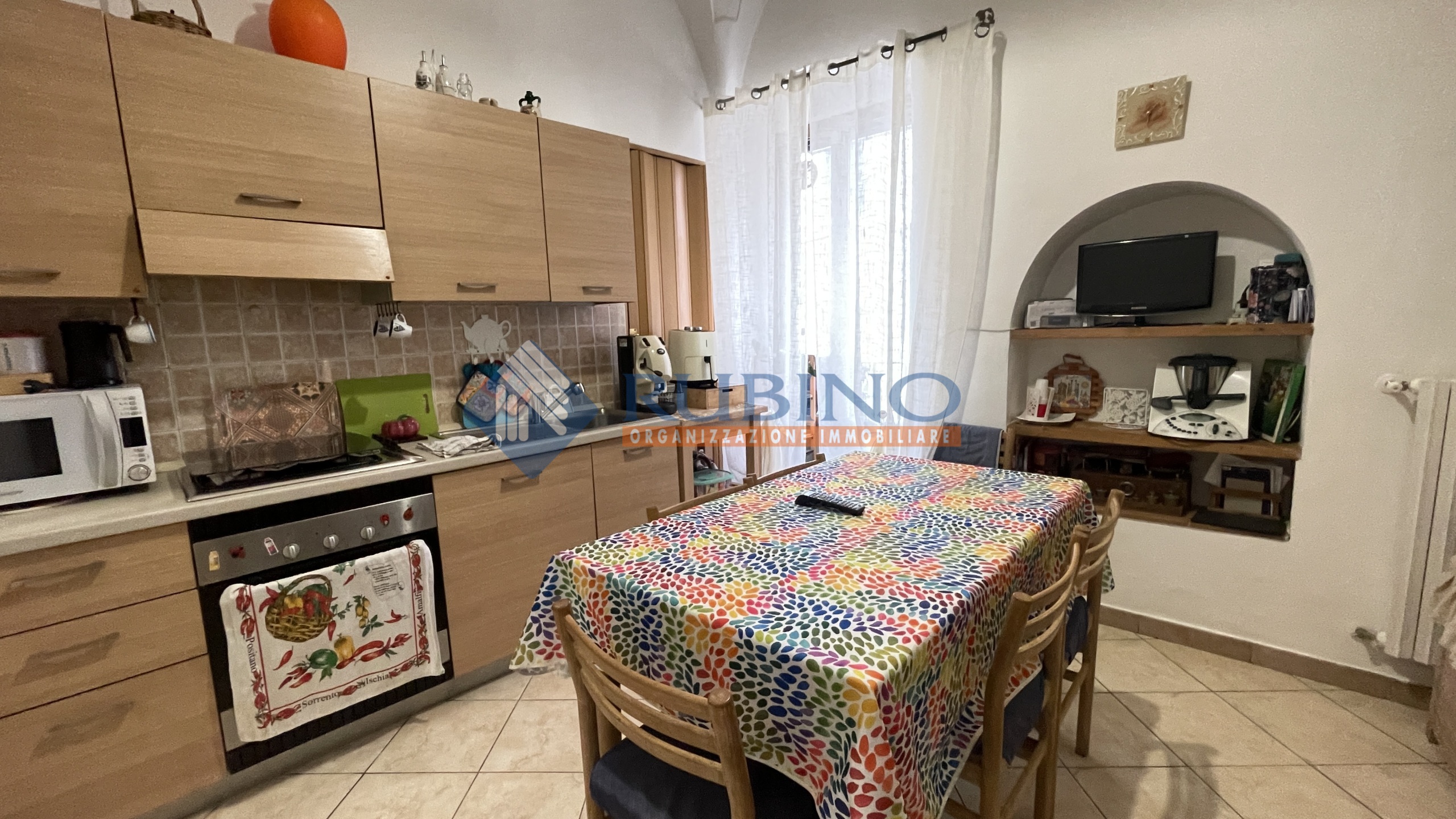 Casa indipendente con terrazzo